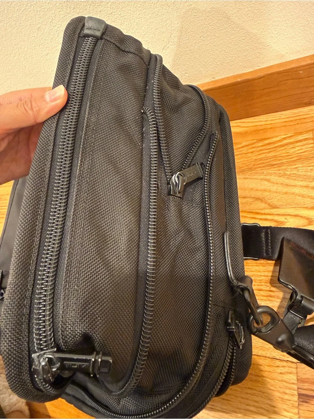 Tumi Alpha Ballistic Laptop Bag Black Nylon Expandable 26141DH Briefcase